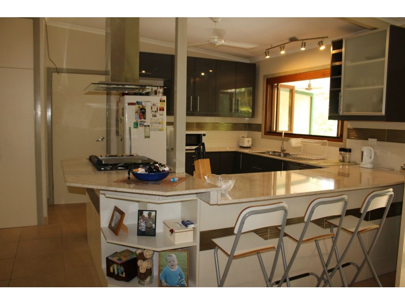 48 Barbarra Street, Picnic Bay QLD 4819