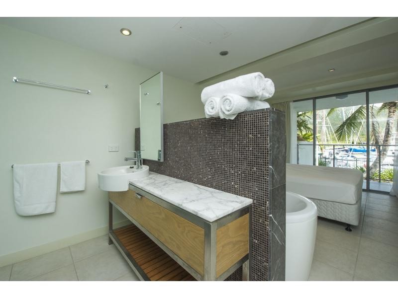 311/123 Sooning St (Blue On Blue), Nelly Bay QLD 4819