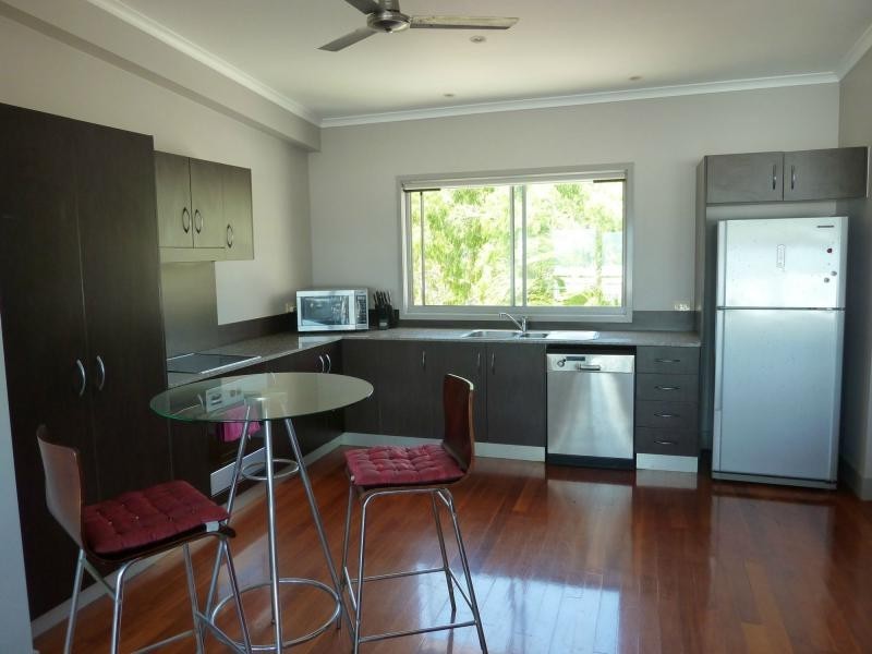 11/13-15 Terrace Place, Nelly Bay QLD 4819