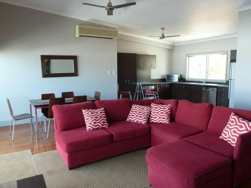 11/13-15 Terrace Place, Nelly Bay QLD 4819