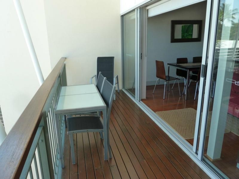 11/13-15 Terrace Place, Nelly Bay QLD 4819