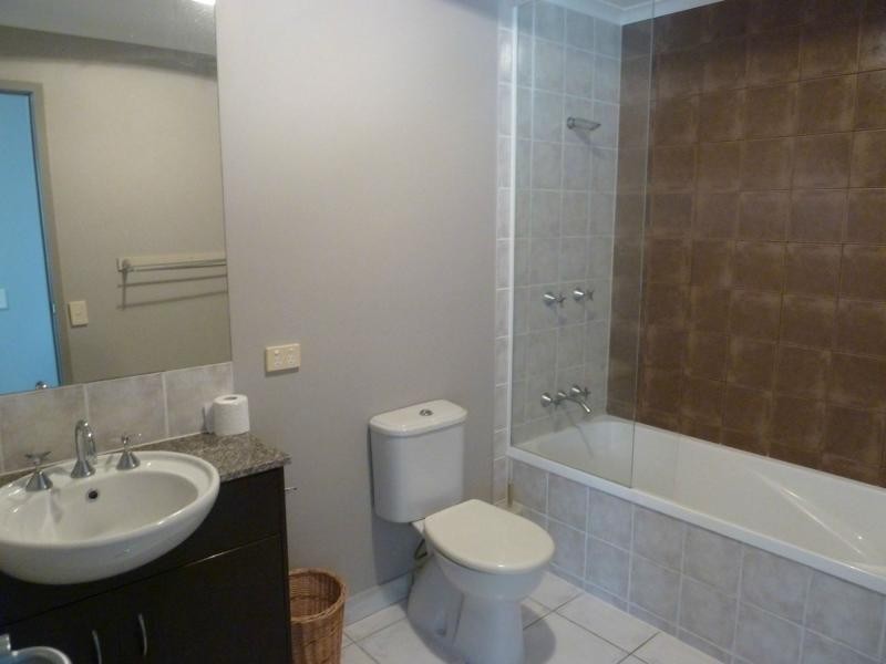 11/13-15 Terrace Place, Nelly Bay QLD 4819