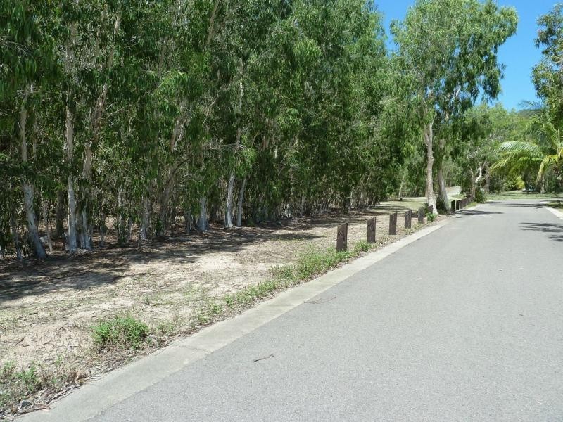 25 Pandanus Drive, Horseshoe Bay QLD 4819