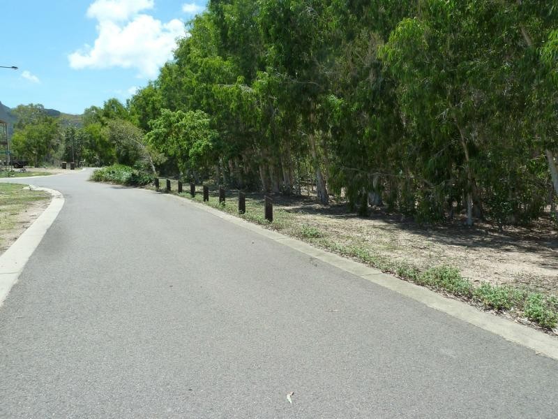 25 Pandanus Drive, Horseshoe Bay QLD 4819