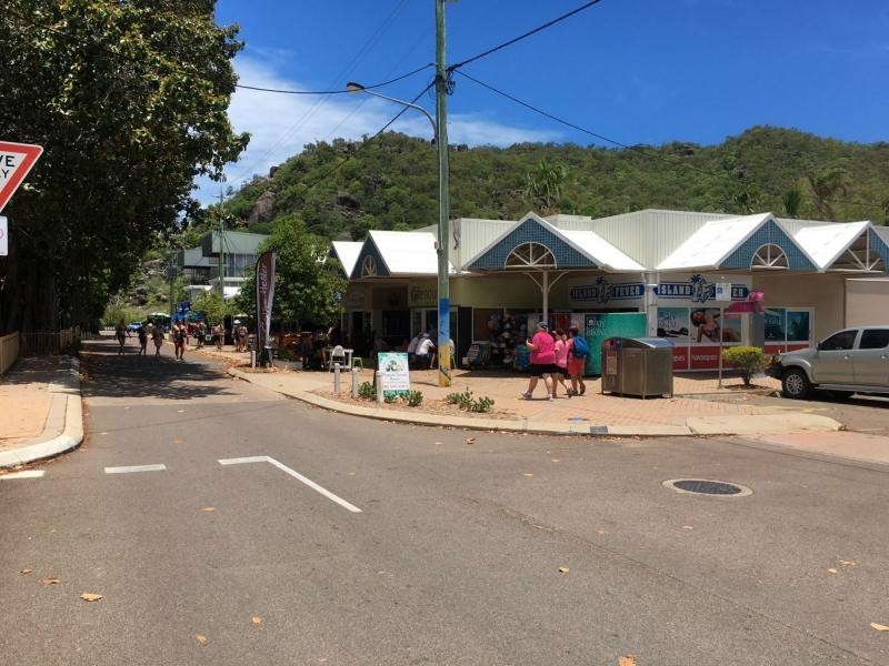 25 Pandanus Drive, Horseshoe Bay QLD 4819