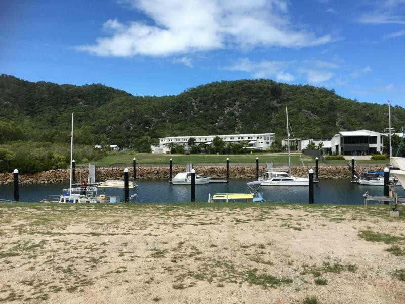 2 Terrace Place, Nelly Bay QLD 4819