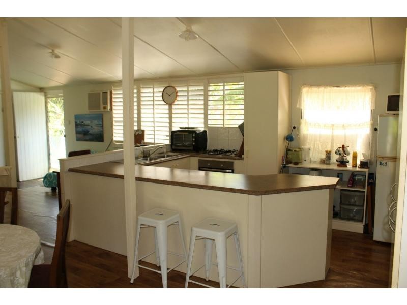 23 Barbarra Street, Picnic Bay QLD 4819