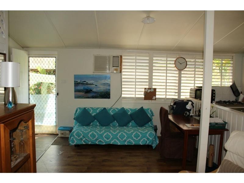 23 Barbarra Street, Picnic Bay QLD 4819