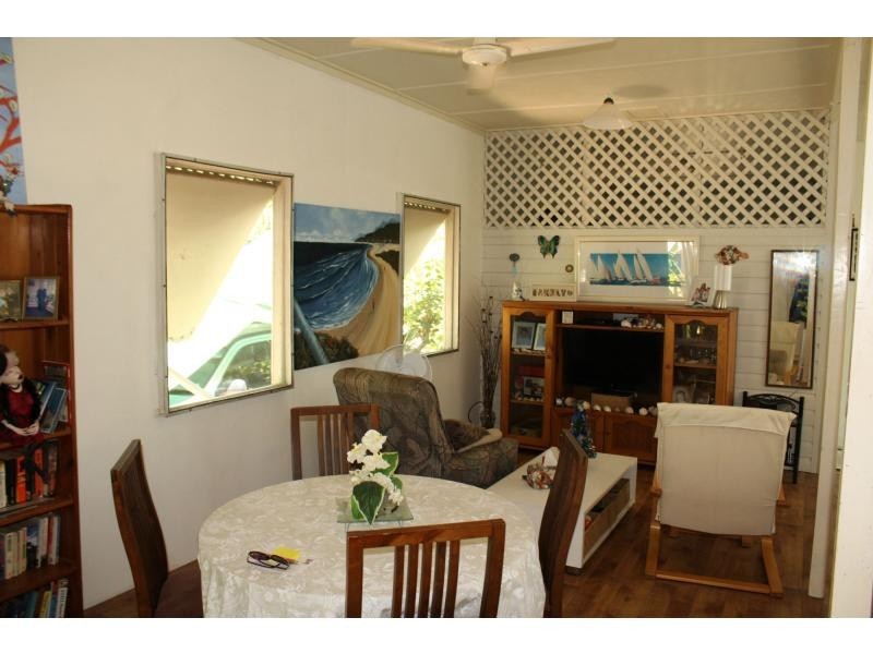 23 Barbarra Street, Picnic Bay QLD 4819