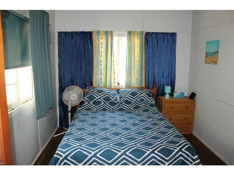 23 Barbarra Street, Picnic Bay QLD 4819