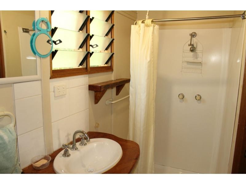 23 Barbarra Street, Picnic Bay QLD 4819