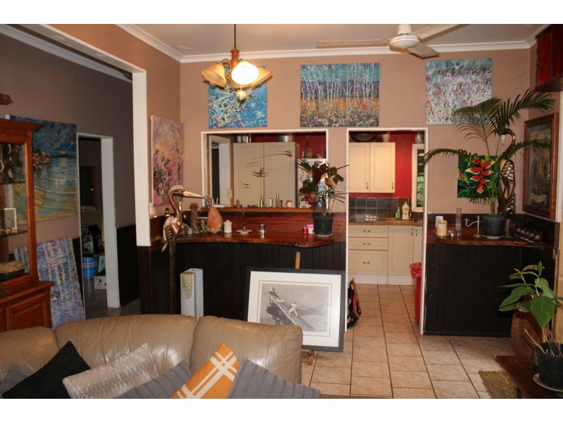 30 The Grove St, Nelly Bay QLD 4819