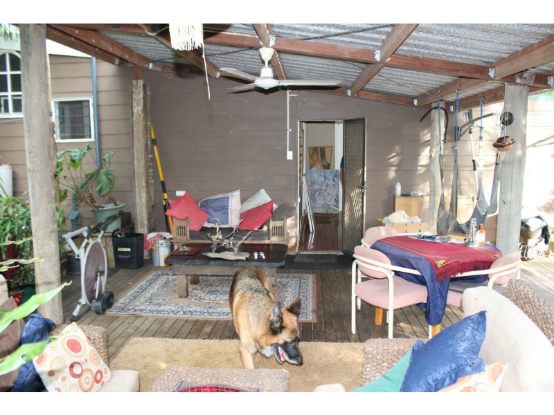 30 The Grove St, Nelly Bay QLD 4819