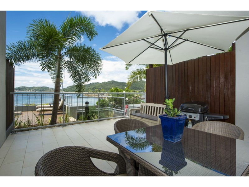 2102/146 Sooning St (Bright Point), Nelly Bay QLD 4819
