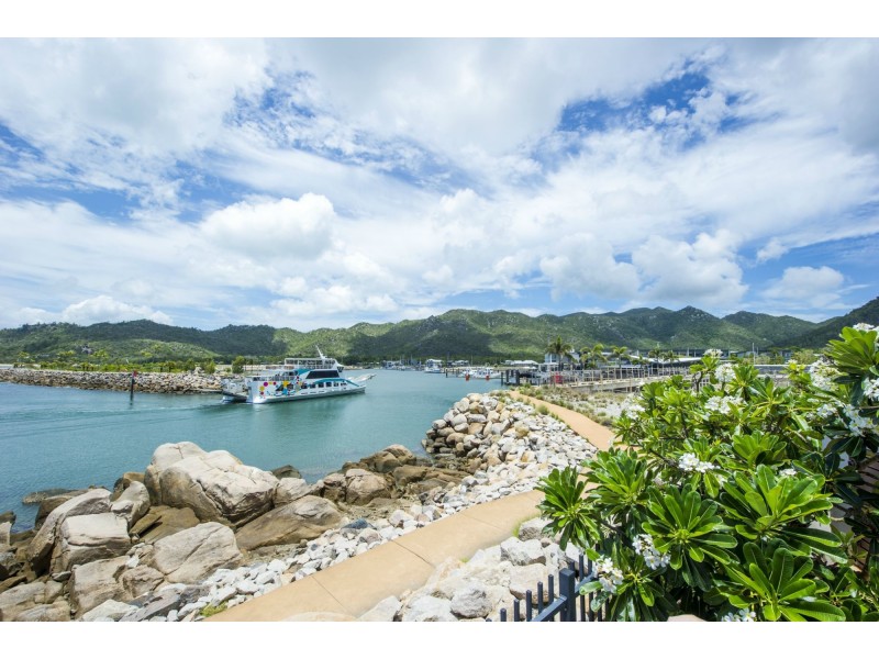 2102/146 Sooning St (Bright Point), Nelly Bay QLD 4819