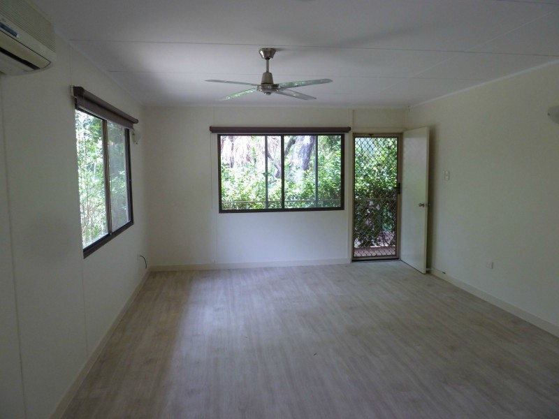 55 Barbarra Street, Picnic Bay QLD 4819