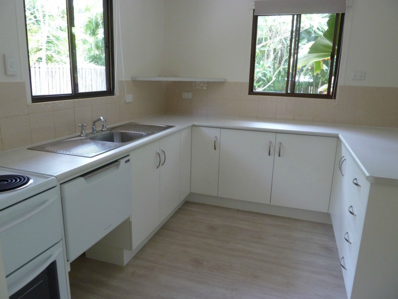 55 Barbarra Street, Picnic Bay QLD 4819