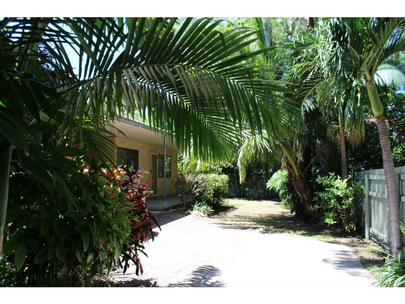 55 Barbarra Street, Picnic Bay QLD 4819