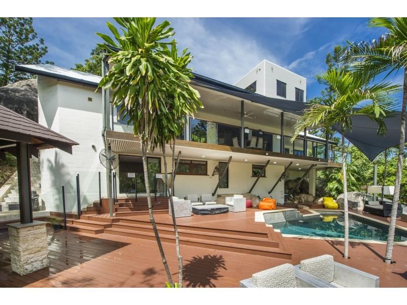 8 Boulder Court, Nelly Bay QLD 4819