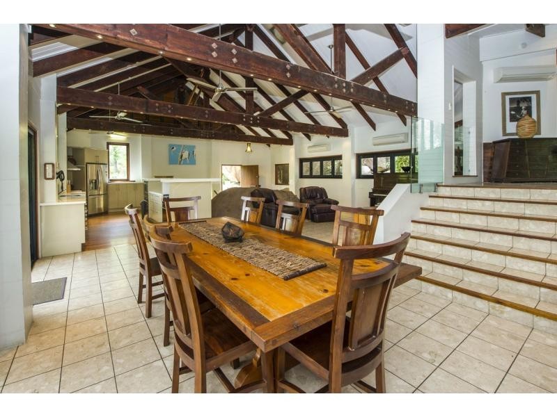 8 Boulder Court, Nelly Bay QLD 4819