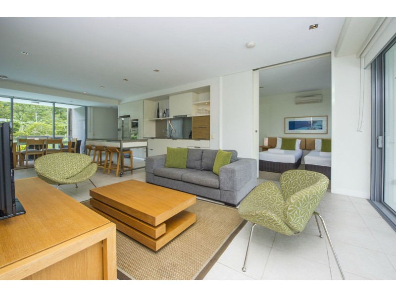 1021/123 Sooning St (Blue On Blue), Nelly Bay QLD 4819