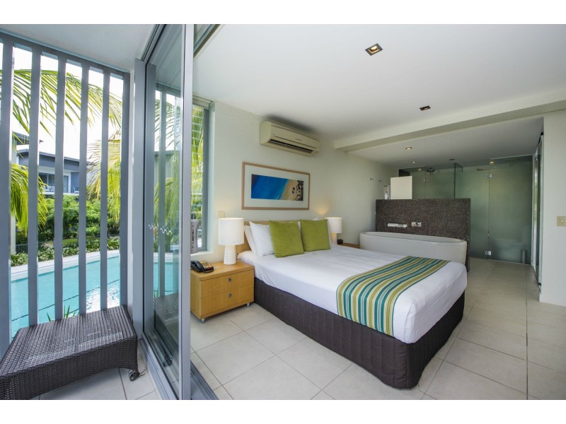 1021/123 Sooning St (Blue On Blue), Nelly Bay QLD 4819