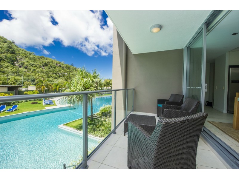 1021/123 Sooning St (Blue On Blue), Nelly Bay QLD 4819