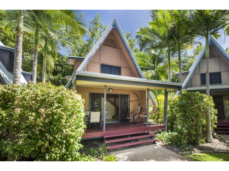 7/42  ‘Canopy’ Yates Street, Nelly Bay QLD 4819