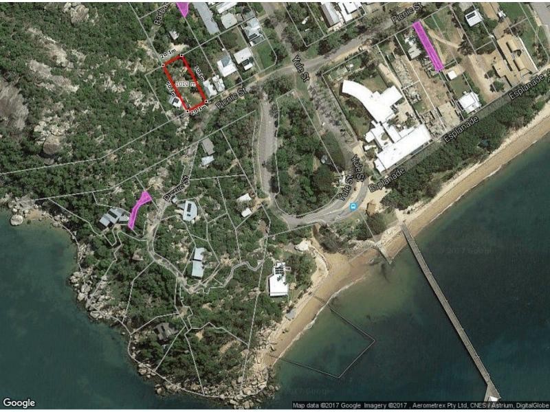 18 Picnic Street, Picnic Bay QLD 4819