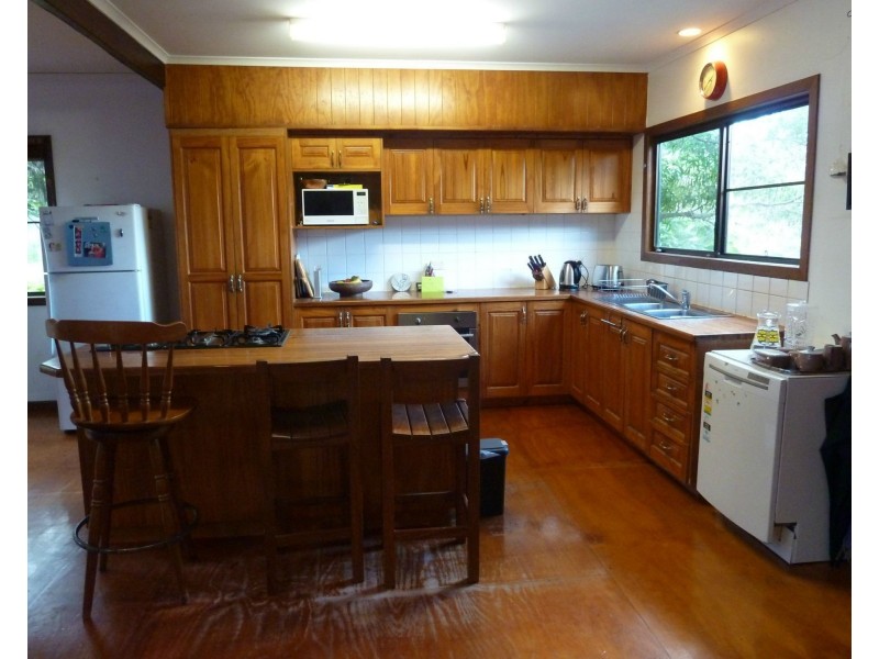 48 Elena Street, Nelly Bay QLD 4819