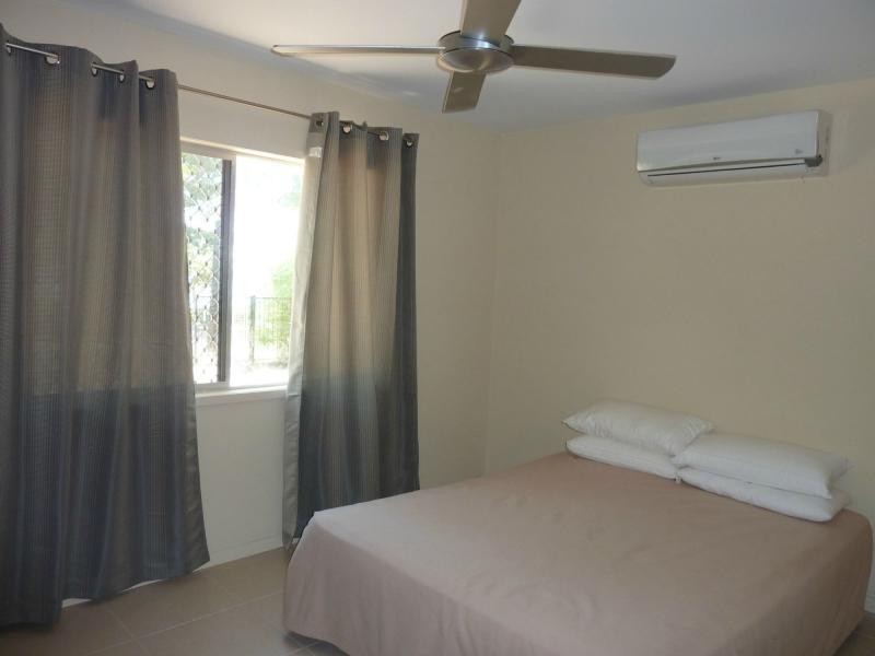 17 Pacific Drive, Horseshoe Bay, Magnetic Island QLD 4819