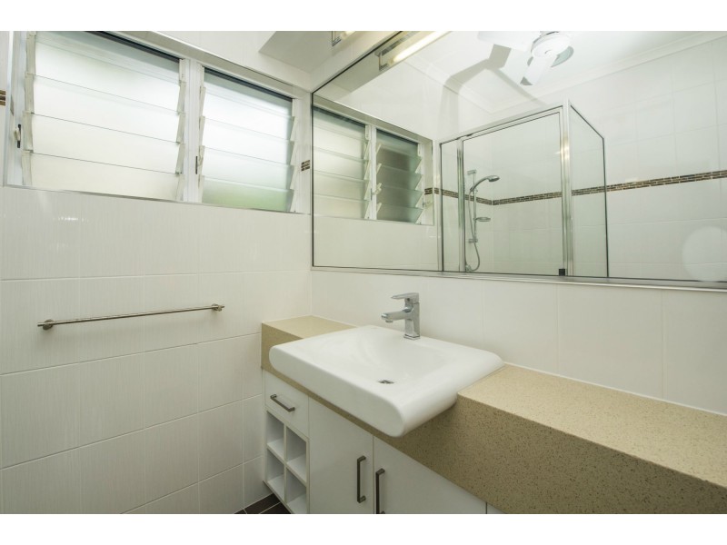 1/3 Boulder Court, Nelly Bay QLD 4819