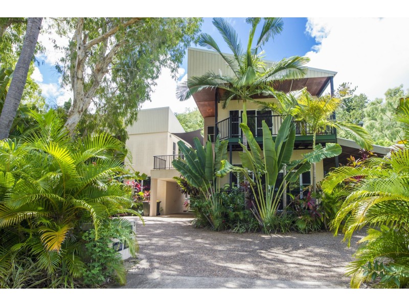 1/3 Boulder Court, Nelly Bay QLD 4819