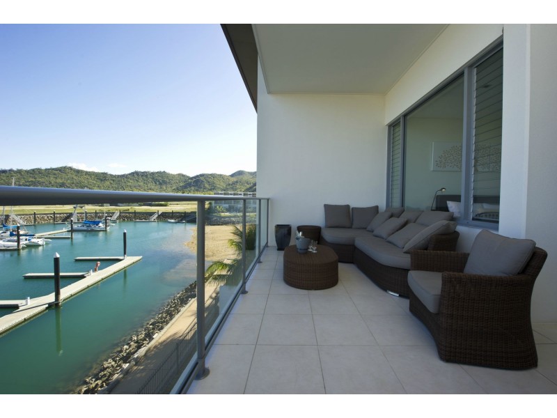 934/123 Sooning St (Blue On Blue), Nelly Bay QLD 4819