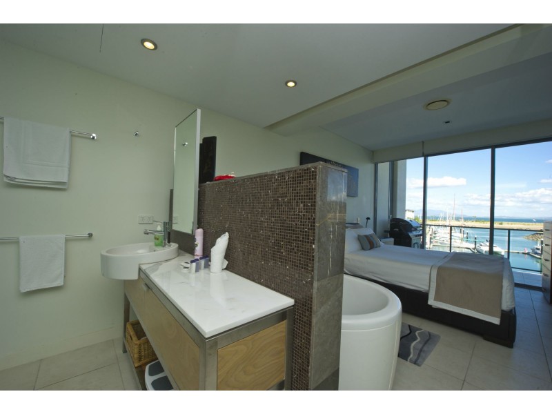 934/123 Sooning St (Blue On Blue), Nelly Bay QLD 4819