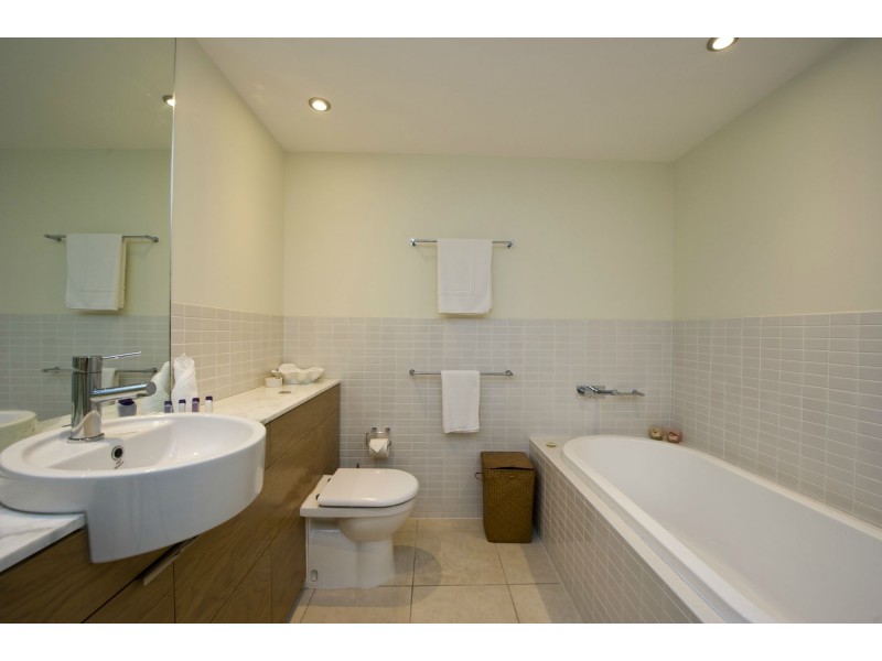 934/123 Sooning St (Blue On Blue), Nelly Bay QLD 4819