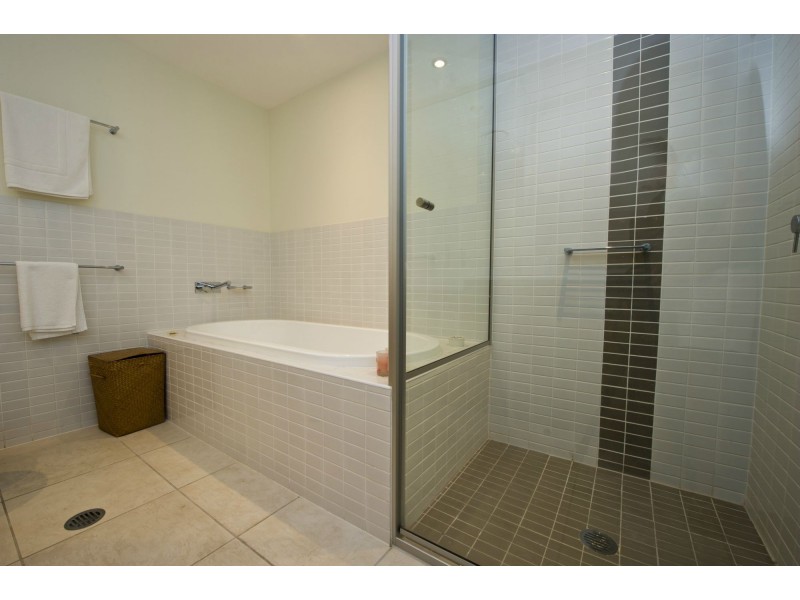 934/123 Sooning St (Blue On Blue), Nelly Bay QLD 4819