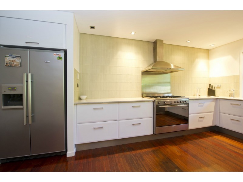 27 Mandalay Avenue, Nelly Bay QLD 4819