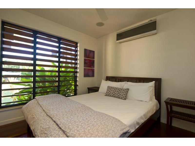 27 Mandalay Avenue, Nelly Bay QLD 4819