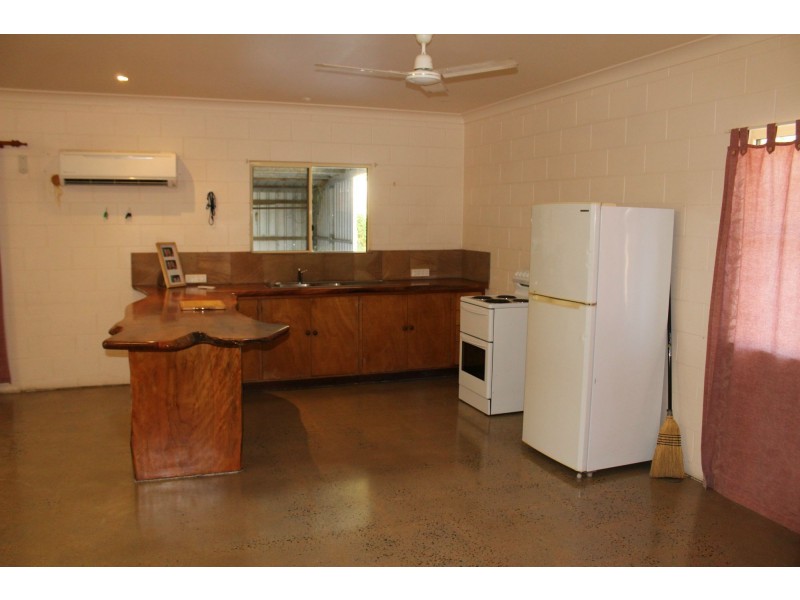 5 Corica Crescent, Horseshoe Bay QLD 4819