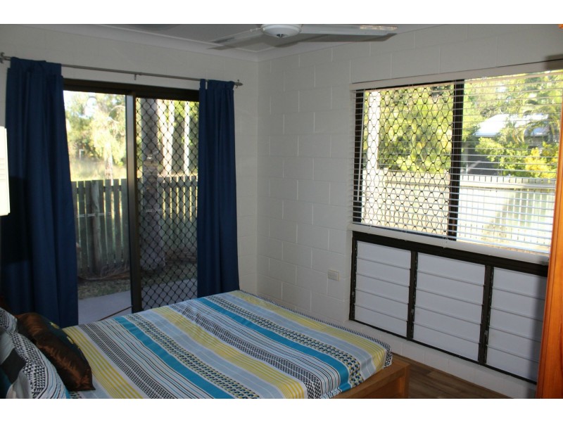 1/23 Yates Street, Nelly Bay QLD 4819