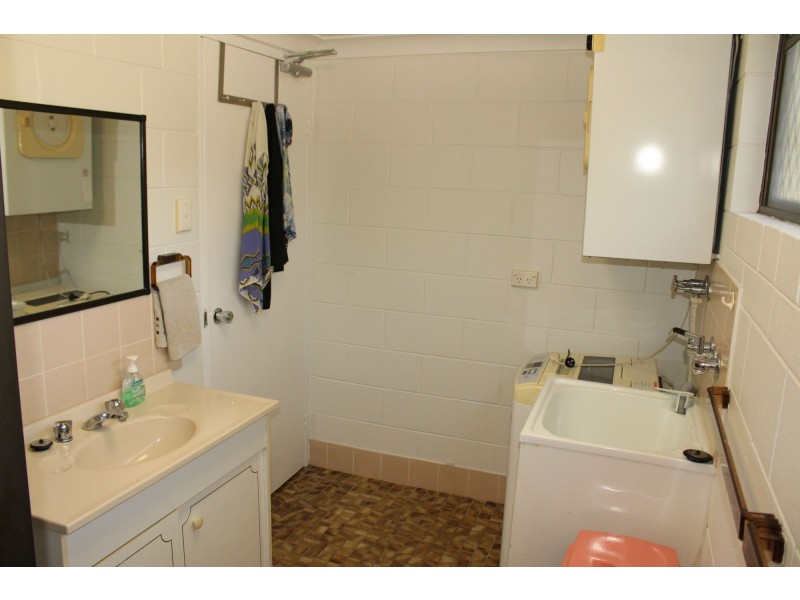 1/23 Yates Street, Nelly Bay QLD 4819