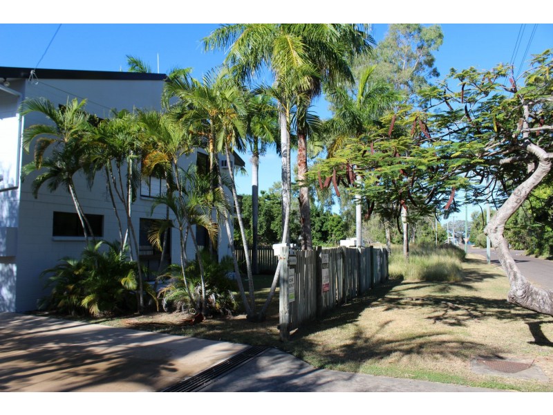 1/23 Yates Street, Nelly Bay QLD 4819