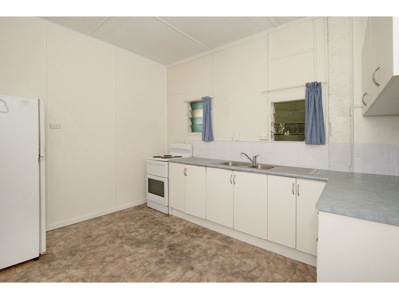 17 McCabe Crescent, Arcadia QLD 4819