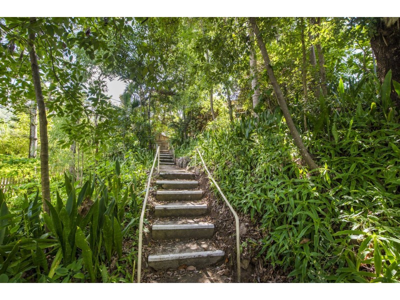 17 McCabe Crescent, Arcadia QLD 4819