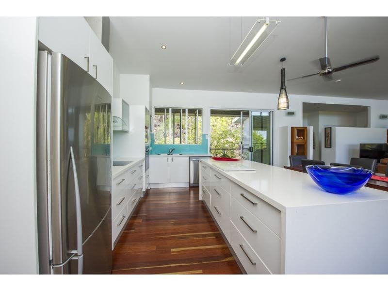 28 Wallaby Way, Horseshoe Bay QLD 4819