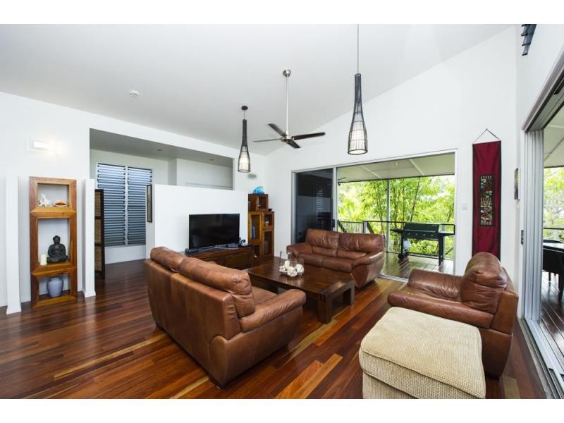 28 Wallaby Way, Horseshoe Bay QLD 4819