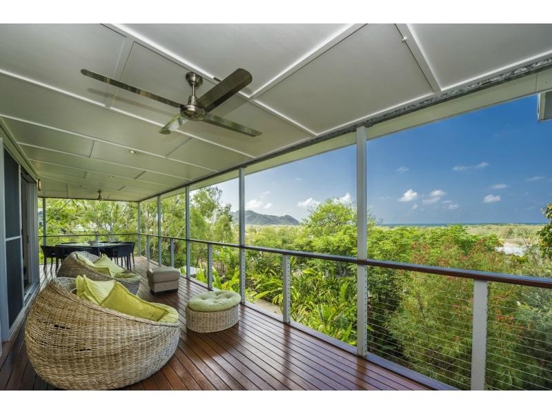 28 Wallaby Way, Horseshoe Bay QLD 4819
