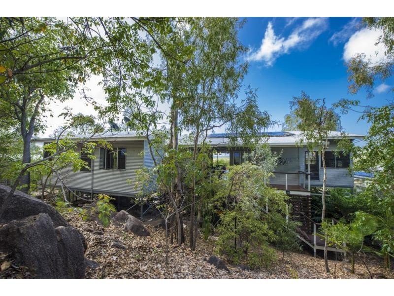 28 Wallaby Way, Horseshoe Bay QLD 4819