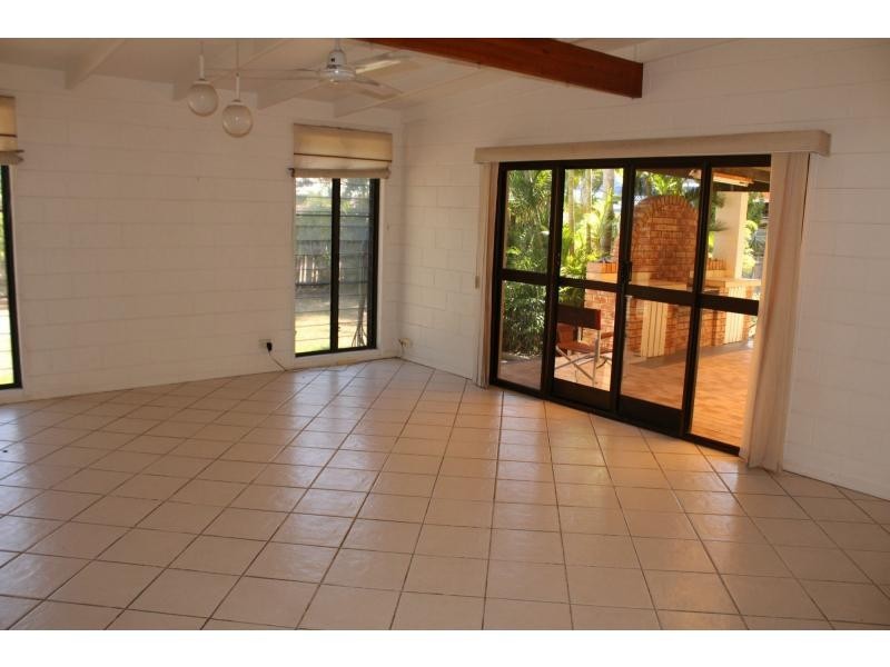 41 Sooning Street, Nelly Bay QLD 4819